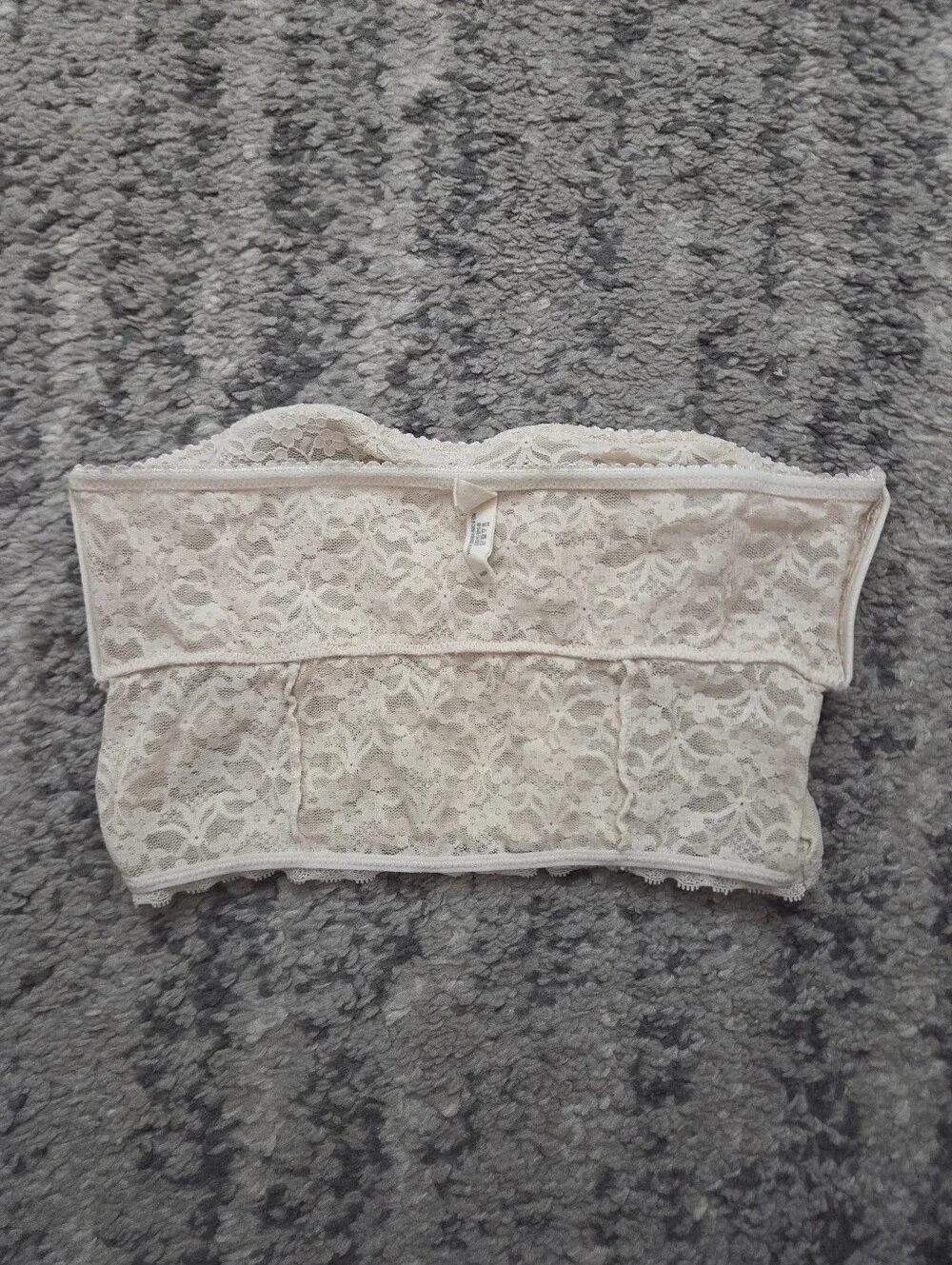 Bundle (2) Lace Bralettes: PINK VS Racerback & Aerie Strapless Bandeau | Size M